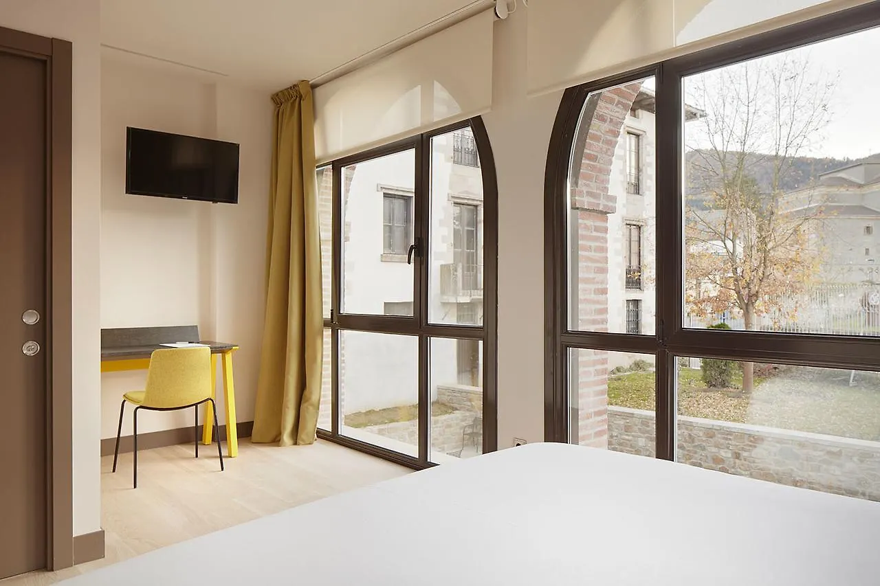 **  Hotel Imaz Segura  Spain